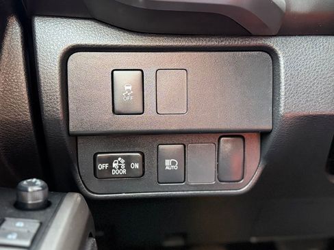 Used 2023 Toyota Tacoma SR5 image 22