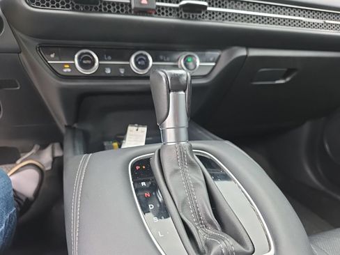 Used 2024 Honda HR-V EX-L image 17
