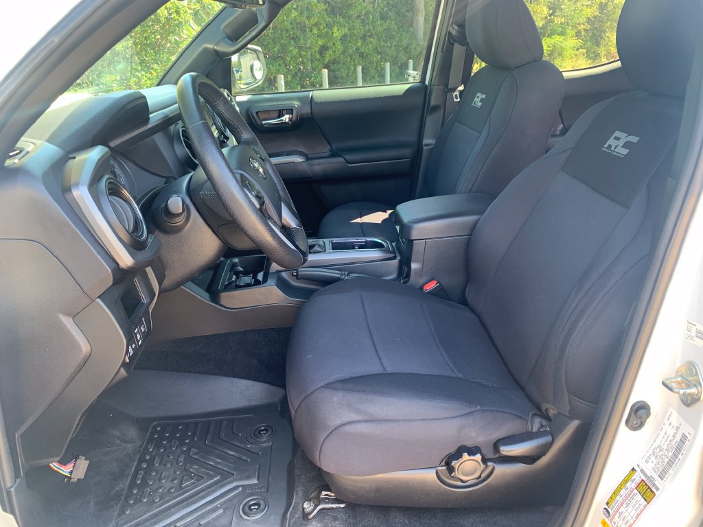 Used 2018 Toyota Tacoma TRD Sport RWD image 19