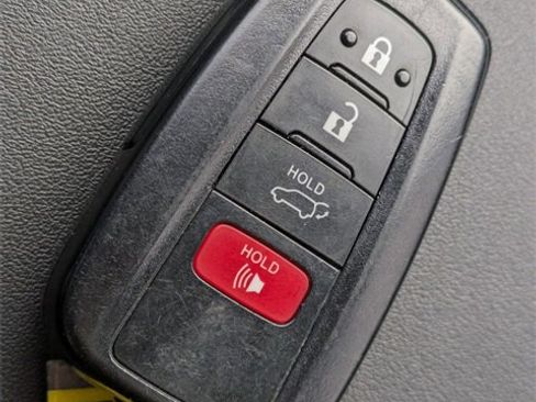 Used 2022 Toyota Highlander Limited image 33