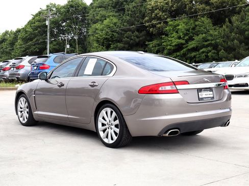 Used 2011 Jaguar XF Premium RWD image 5