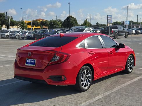 Used 2017 Honda Civic EX image 3