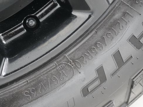 Used 2023 GMC Sierra 3500 Denali w/ Denali Black Diamond Edition image 32