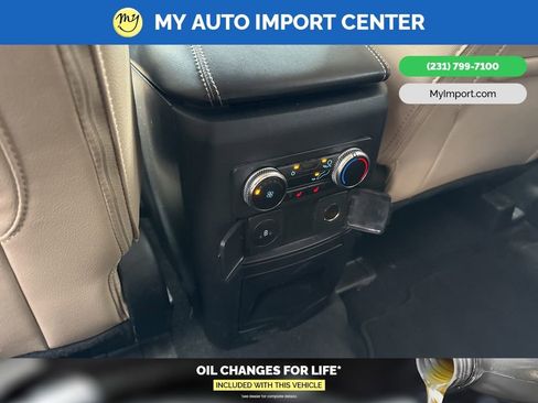 Used 2023 Ford Explorer Limited image 27