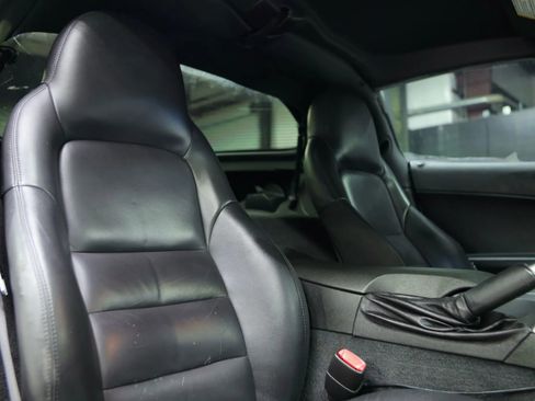 Used 2006 Chevrolet Corvette Coupe 2D image 31