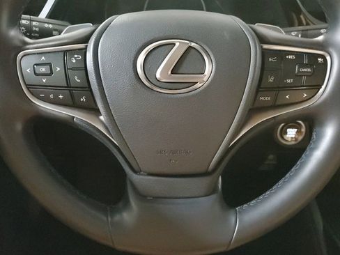Used 2023 Lexus ES 350 w/ Premium Package image 12