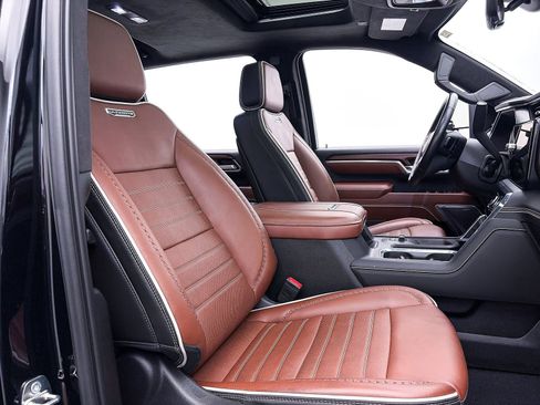 Used 2024 GMC Sierra 3500 Denali Ultimate image 55