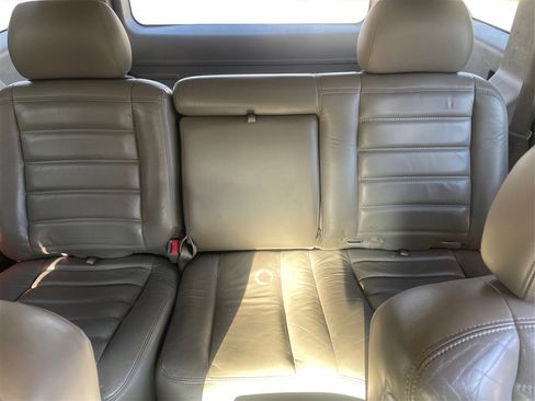 Used 2003 HUMMER H2 Sport Utility w/ Preferred Equipment Group image 15
