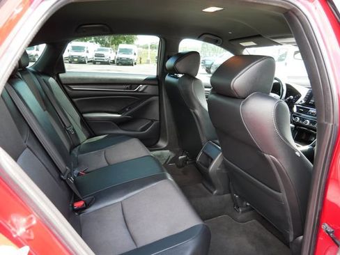 Used 2020 Honda Accord Sport image 14