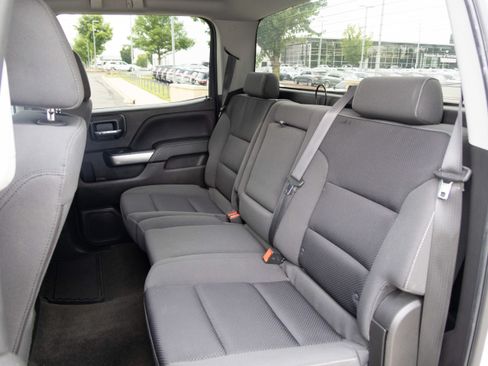 Used 2018 Chevrolet Silverado 1500 LT w/ All Star Edition AWD/4WD image 32