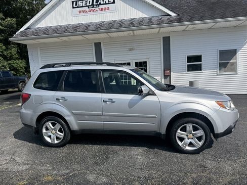 Used 2010 Subaru Forester 2.5X Limited AWD/4WD image 31