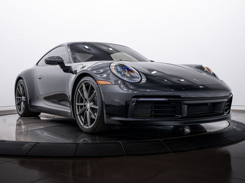 Certified 2024 Porsche 911 Carrera T image 9