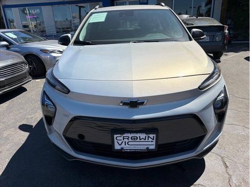 Used 2023 Chevrolet Bolt EUV LT w/ Driver Confidence Package FWD image 25