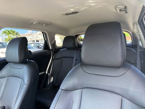 Used 2024 Kia Sportage EX FWD image 25