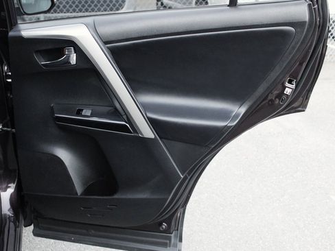 Used 2017 Toyota RAV4 Limited image 19