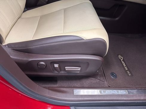 Used 2019 Lexus RX 350L FWD image 12