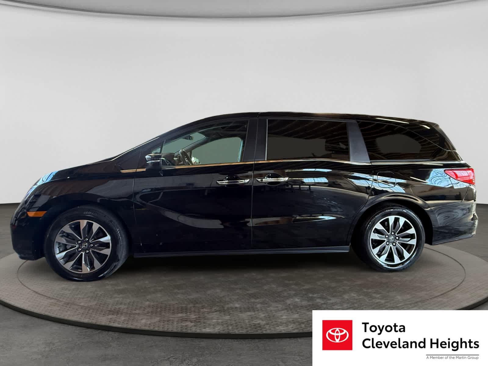 Used 2024 Honda Odyssey EX-L image 8