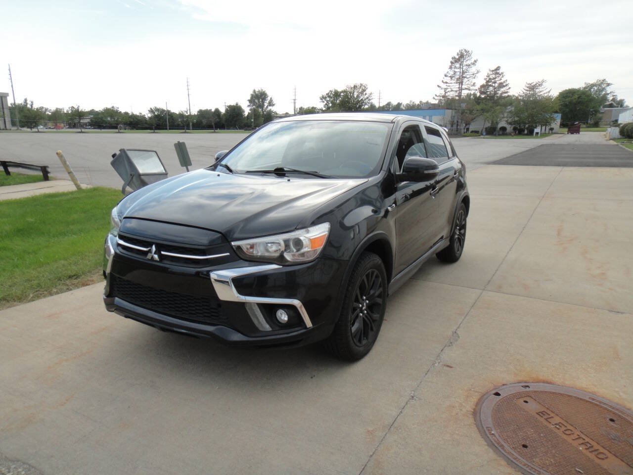 Used 2018 Mitsubishi Outlander Sport LE FWD image 22