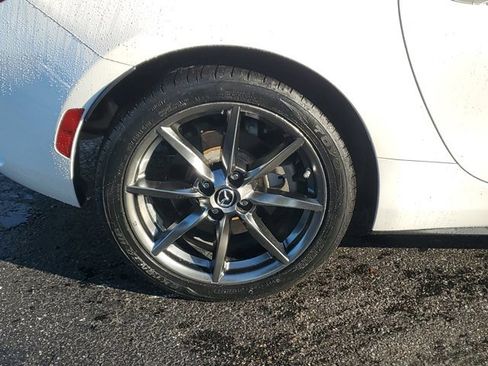 Used 2020 MAZDA MX-5 Miata RF Grand Touring image 7