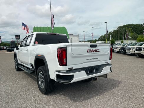 Used 2022 GMC Sierra 2500 AT4 AWD/4WD image 8