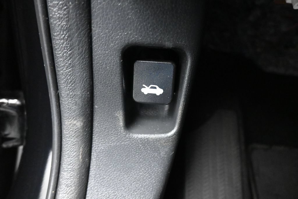 Used 2018 Honda Civic EX image 28