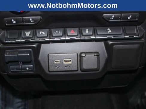 Used 2023 GMC Sierra 3500 SLE w/ SLE Convenience Package image 23