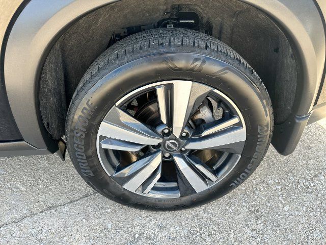 Used 2023 Nissan Rogue SL AWD/4WD image 50