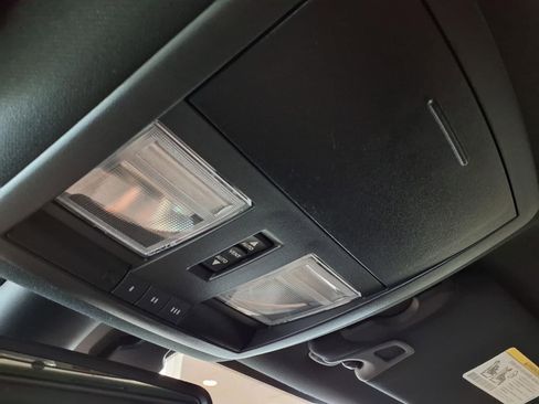 Used 2019 Dodge Challenger SRT Hellcat Redeye image 26