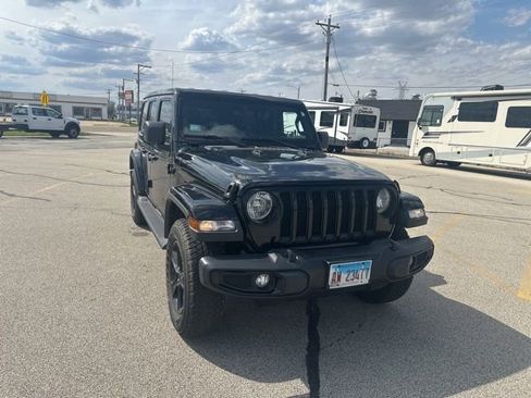 Used 2021 Jeep Wrangler Unlimited Sahara image 6