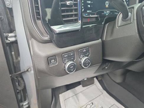 Used 2025 GMC Sierra 1500 Elevation w/ X31 Off-Road Package AWD/4WD image 15