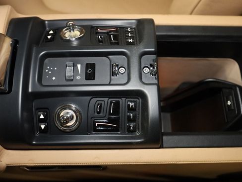 Used 2010 Rolls-Royce Phantom Coupe RWD image 35