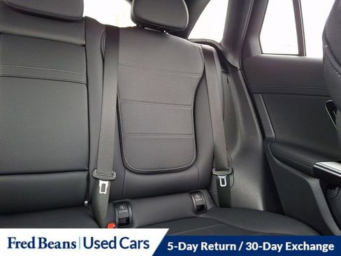 Used 2023 Mercedes-Benz GLC 300 4MATIC image 19