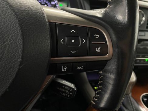 Used 2019 Lexus RX 350L image 18