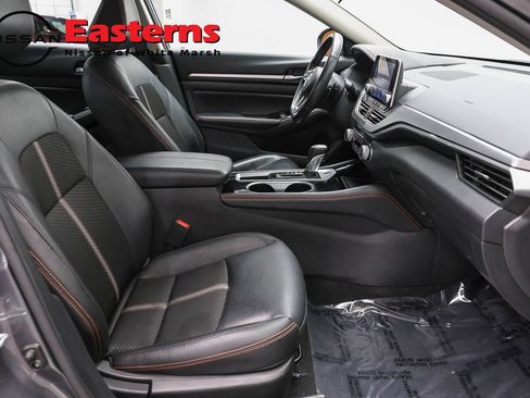 Used 2024 Nissan Altima 2.5 SR FWD image 23