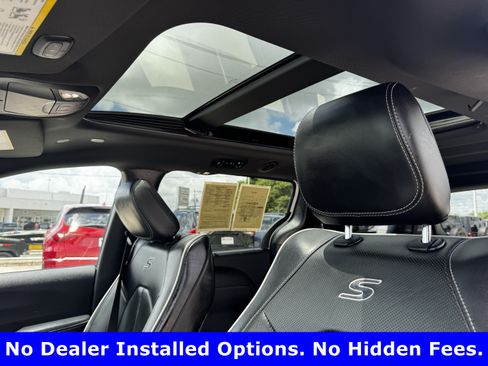 Used 2025 Chrysler Pacifica Limited FWD image 27