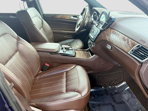 Used 2017 Mercedes-Benz GLS 450 4MATIC image 29