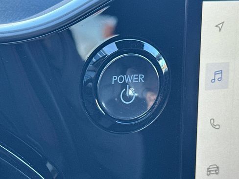 Used 2025 Lexus NX 350h AWD w/ Premium Package image 28