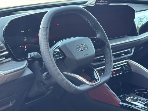 New 2025 Audi SQ5 Premium Plus image 10