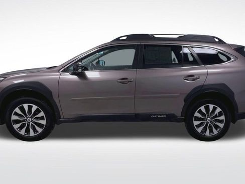 Used 2023 Subaru Outback Limited image 5