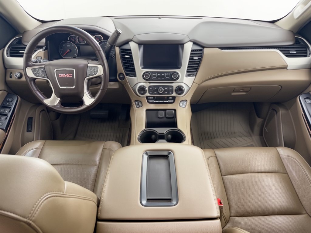 Used 2020 GMC Yukon XL SLT w/ Open Road Package AWD/4WD image 17