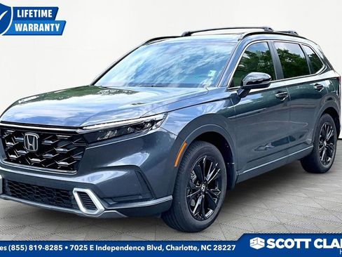 Used 2024 Honda CR-V Sport Touring image 3