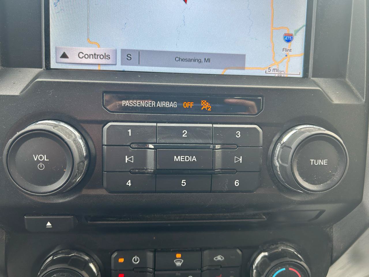 Used 2018 Ford F150 XLT w/ Equipment Group 302A Luxury AWD/4WD image 24