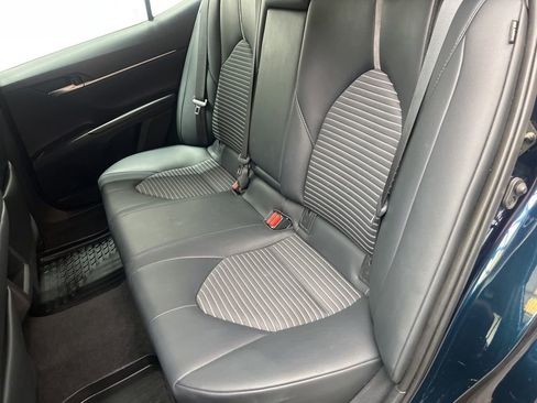 Used 2019 Toyota Camry SE FWD image 20