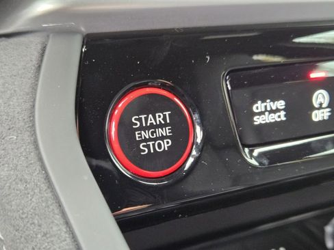 New 2025 Audi SQ5 Premium Plus image 25