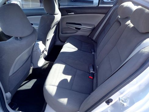 Used 2010 Honda Accord EX image 10