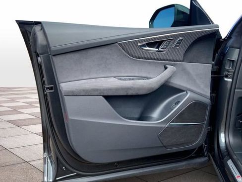 Used 2026 Audi RS Q8 performance image 26