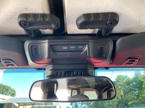 Used 2024 Jeep Wrangler Unlimited Sahara image 36