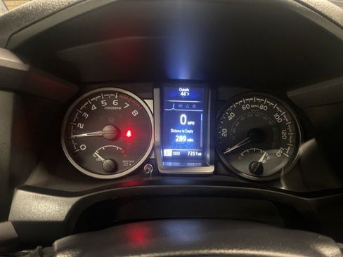 Used 2023 Toyota Tacoma TRD Sport image 16