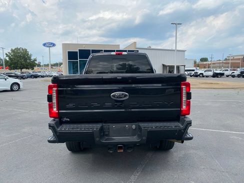 Used 2023 Ford F250 XLT w/ Black Appearance Package AWD/4WD image 6