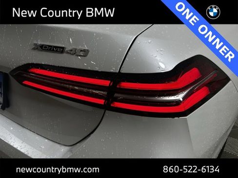 Used 2025 BMW i5 xDrive40 w/ Premium Package image 33